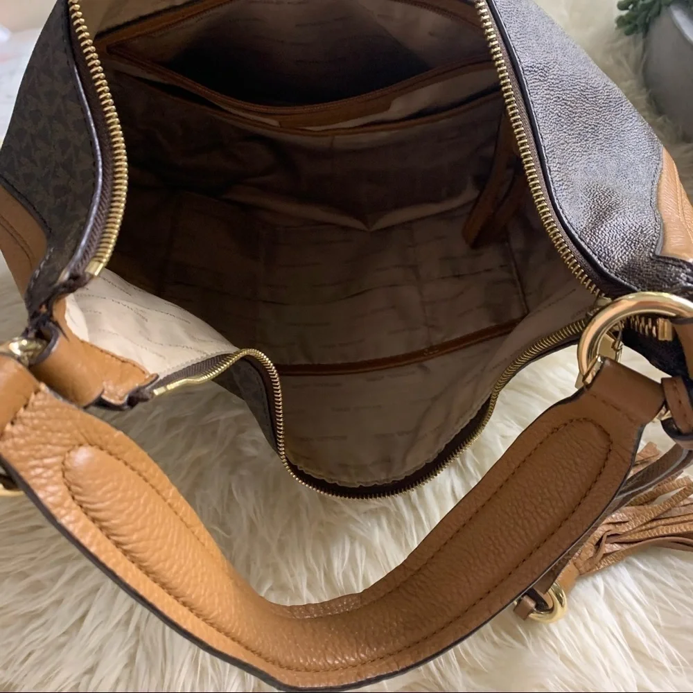 MICHAEL KORS Lydia Large Hobo Shoulder Bag monogram Brown purse handbag